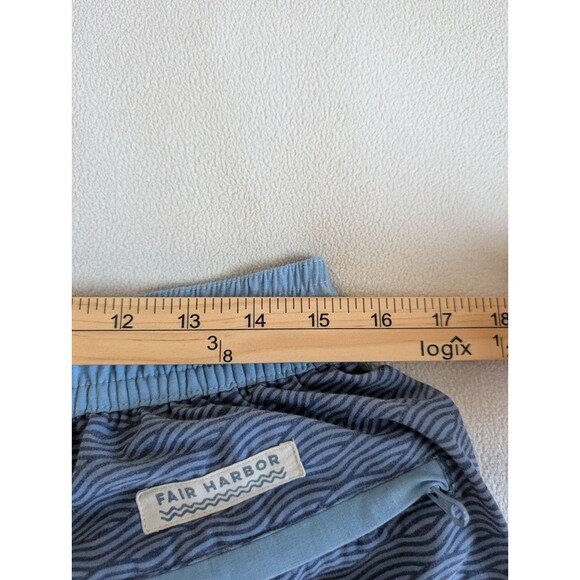 Fair Harbor Swim Shorts Mens XL Blue Wave Pattern Lined Drawstring Trunks Beach - Picture 7 of 9